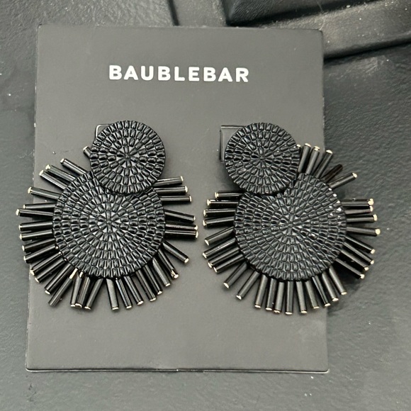 Baublebar NEW textured circle drop earrings - Picture 3 of 4